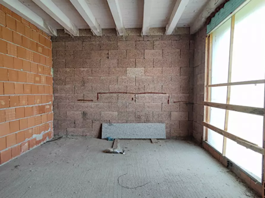 Immagine 7 di Casa bifamiliare in vendita  in via Marconi a Montechiarugolo