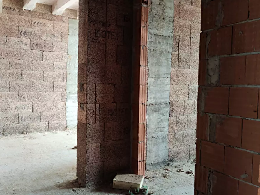 Immagine 10 di Casa bifamiliare in vendita  in via Marconi a Montechiarugolo