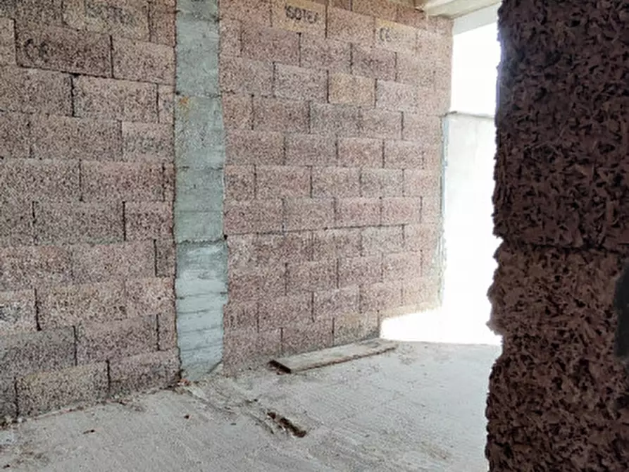 Immagine 13 di Casa bifamiliare in vendita  in via Marconi a Montechiarugolo