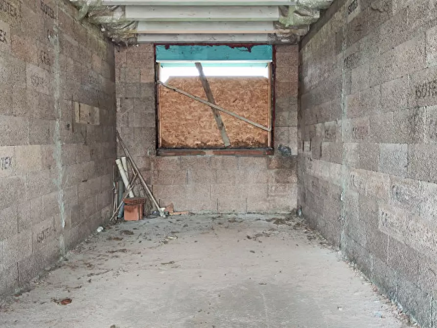 Immagine 16 di Casa bifamiliare in vendita  in via Marconi a Montechiarugolo