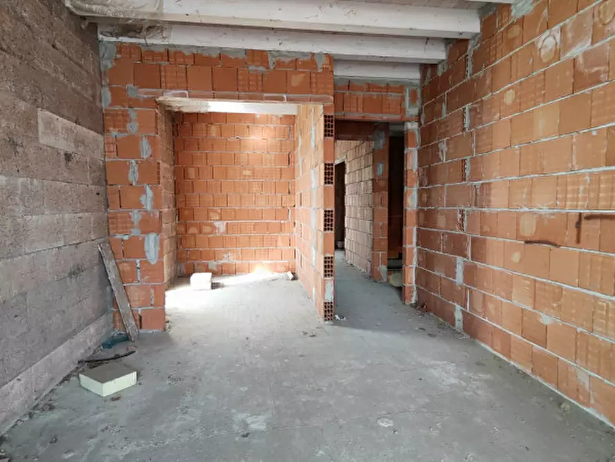 Immagine 25 di Casa bifamiliare in vendita  in via Marconi a Montechiarugolo