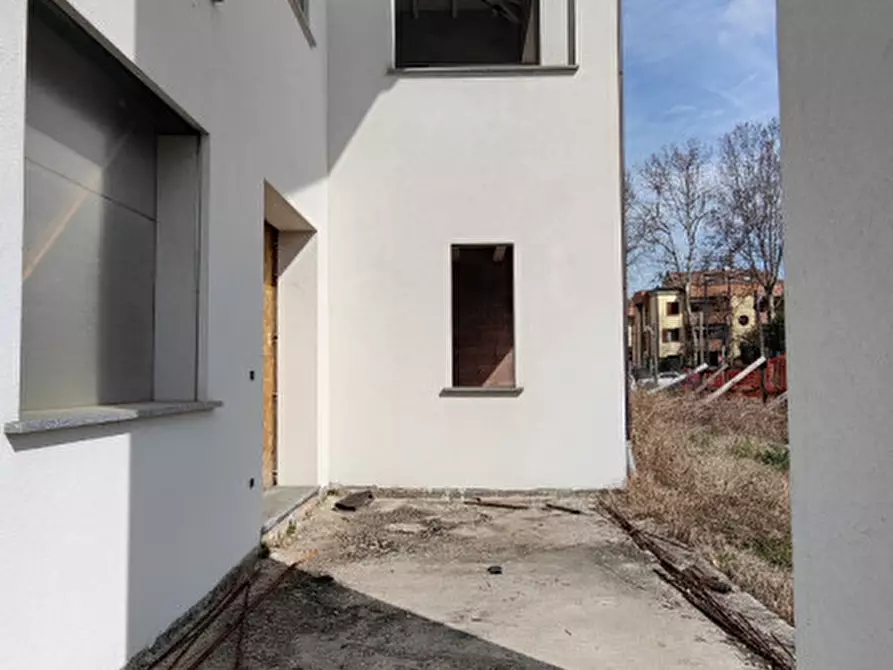 Immagine 39 di Casa bifamiliare in vendita  in via Marconi a Montechiarugolo