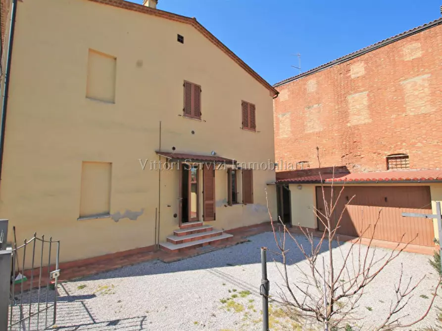 Immagine 1 di Casa bifamiliare in vendita  in Via Giuseppe Verdi a Torrita Di Siena