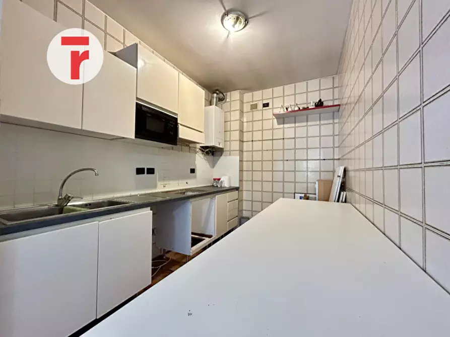 Immagine 10 di Appartamento in vendita  in Via Tura Cosmé a Padova