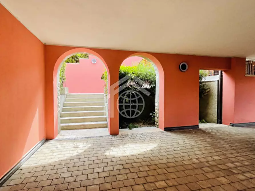 Immagine 5 di Appartamento in affitto  in via Alessandro Manzoni a Manerba Del Garda