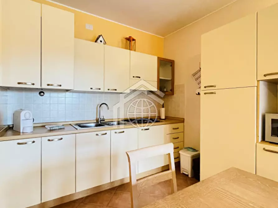 Immagine 16 di Appartamento in affitto  in via Alessandro Manzoni a Manerba Del Garda