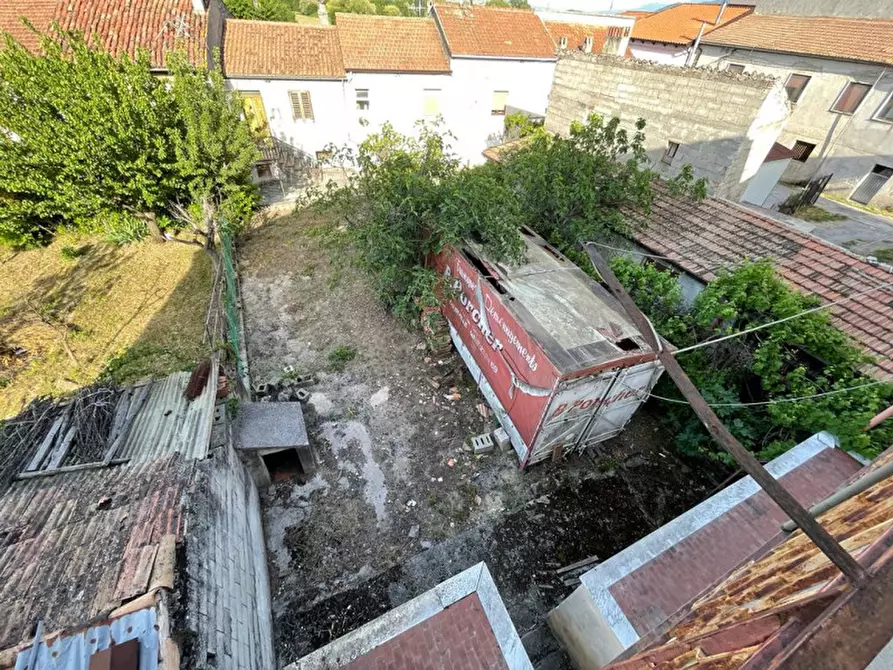 Immagine 13 di Casa indipendente in vendita  in Via Pantano a Paternò
