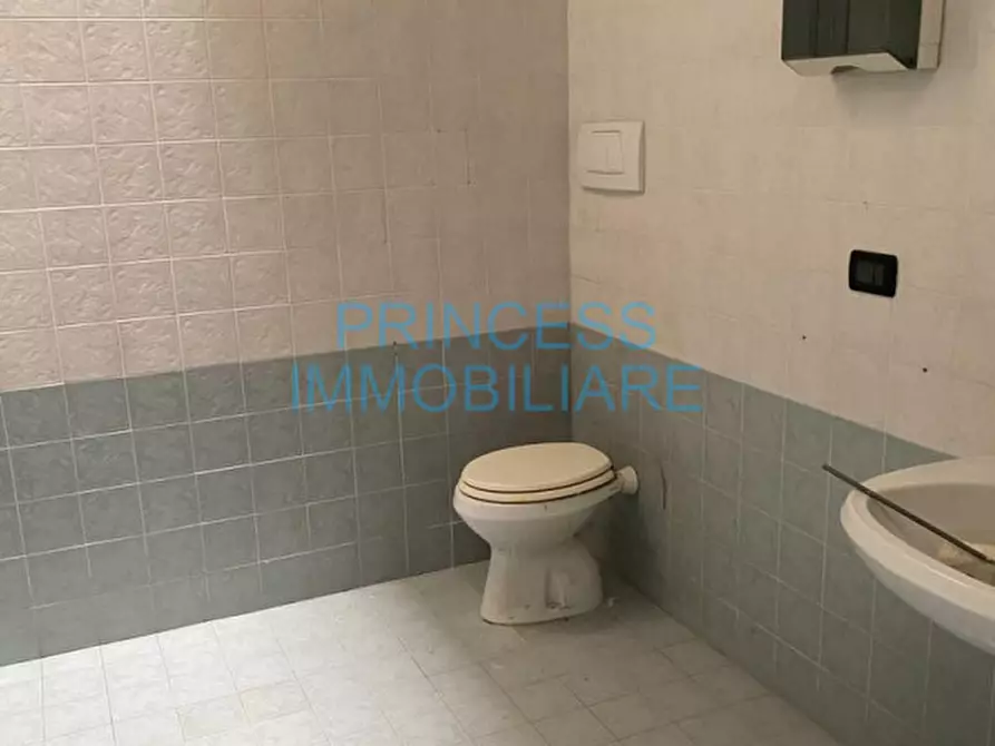 Immagine 8 di Capannone industriale in vendita  a Schio