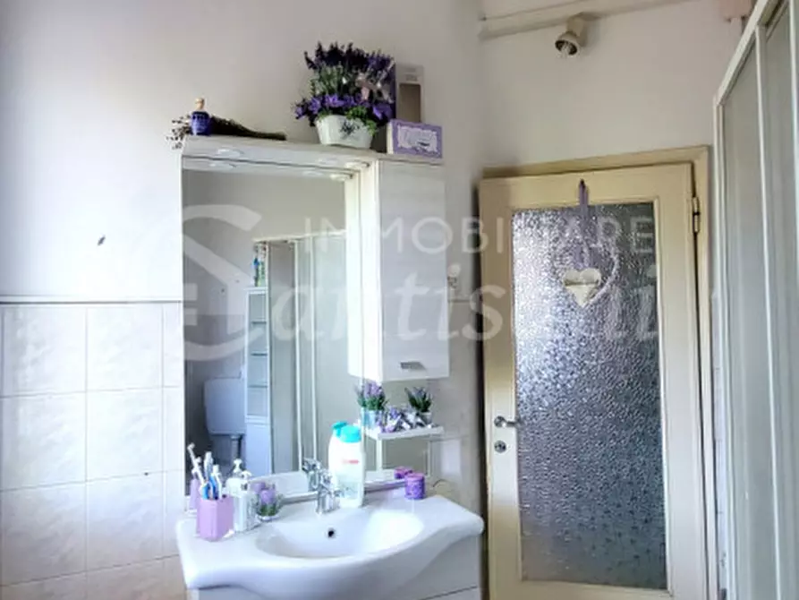 Immagine 10 di Appartamento in affitto  in via  richa a Firenze