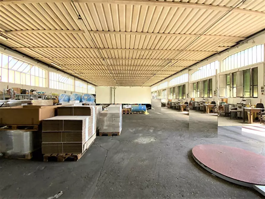 Immagine 4 di Capannone industriale in affitto  a Limena