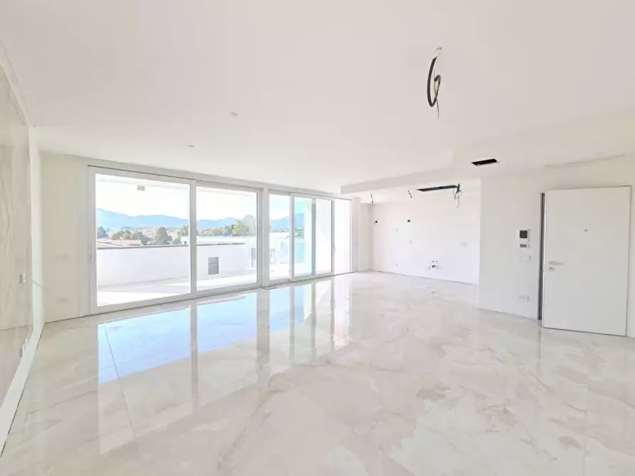 Immagine 1 di Appartamento in vendita  in via A. Magarotto a Abano Terme