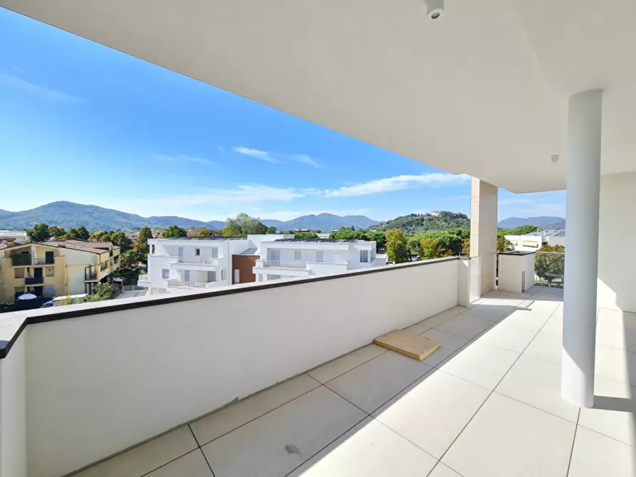 Immagine 6 di Appartamento in vendita  in via A. Magarotto a Abano Terme