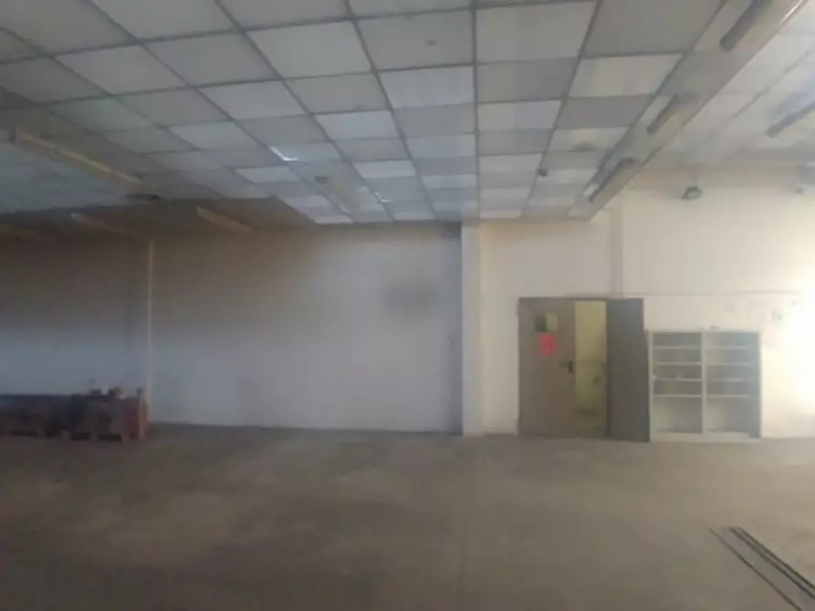 Immagine 11 di Magazzino in affitto  in VIA KEPLERO a Settimo Milanese