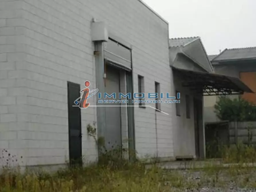 Immagine 5 di Magazzino in vendita  in VIA PIAVE a Sovico