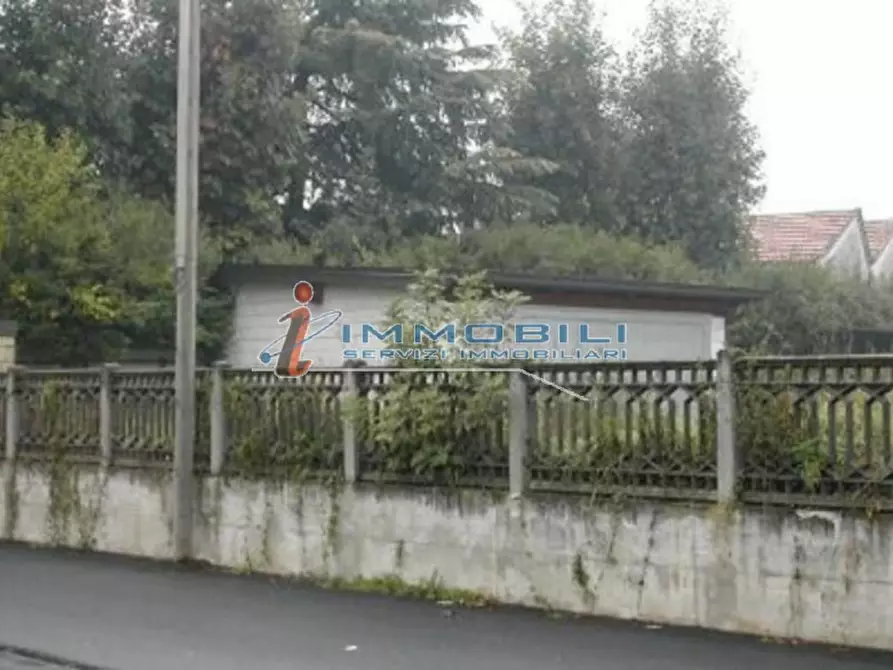 Immagine 3 di Laboratorio in vendita  in VIA PIAVE a Sovico