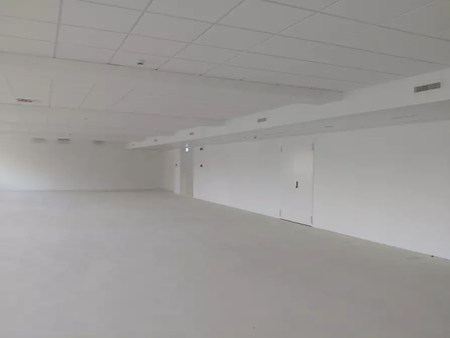 Immagine 5 di Ufficio in affitto  in VIA OLGIA a Segrate