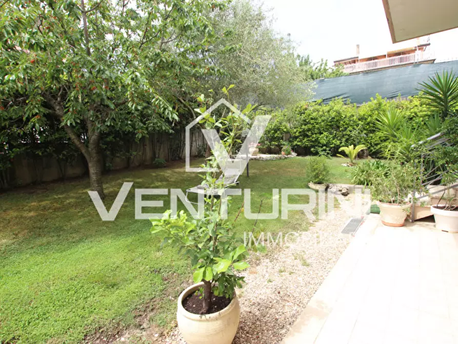 Immagine 25 di Villetta a schiera in vendita  in Via Cornovecchio, 18 a Roma