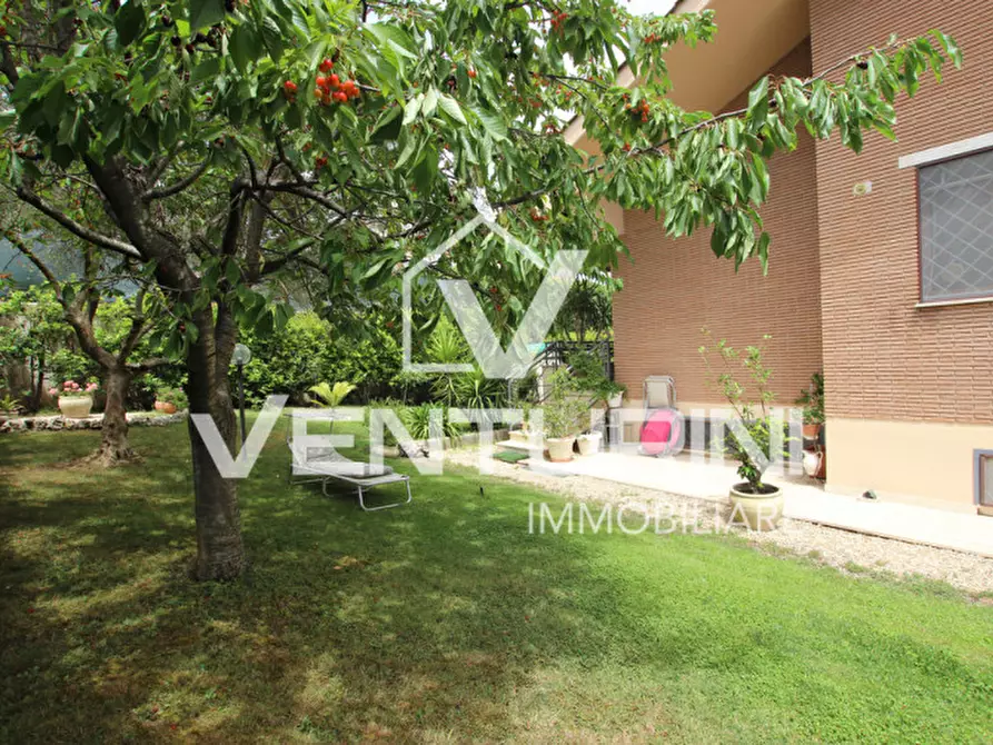 Immagine 30 di Villetta a schiera in vendita  in Via Cornovecchio, 18 a Roma