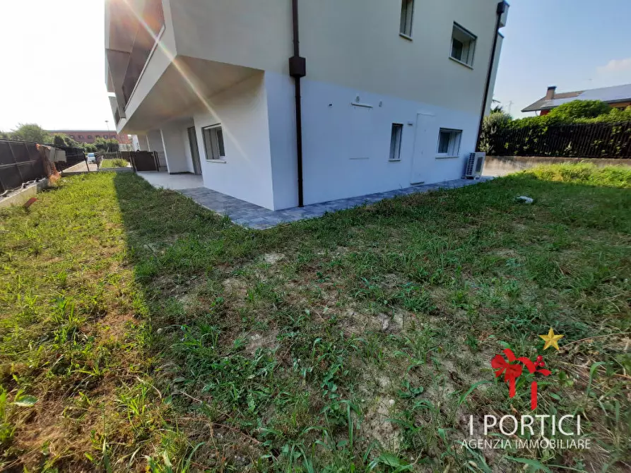 Immagine 10 di Appartamento in vendita  in Via Verdi a Trebaseleghe