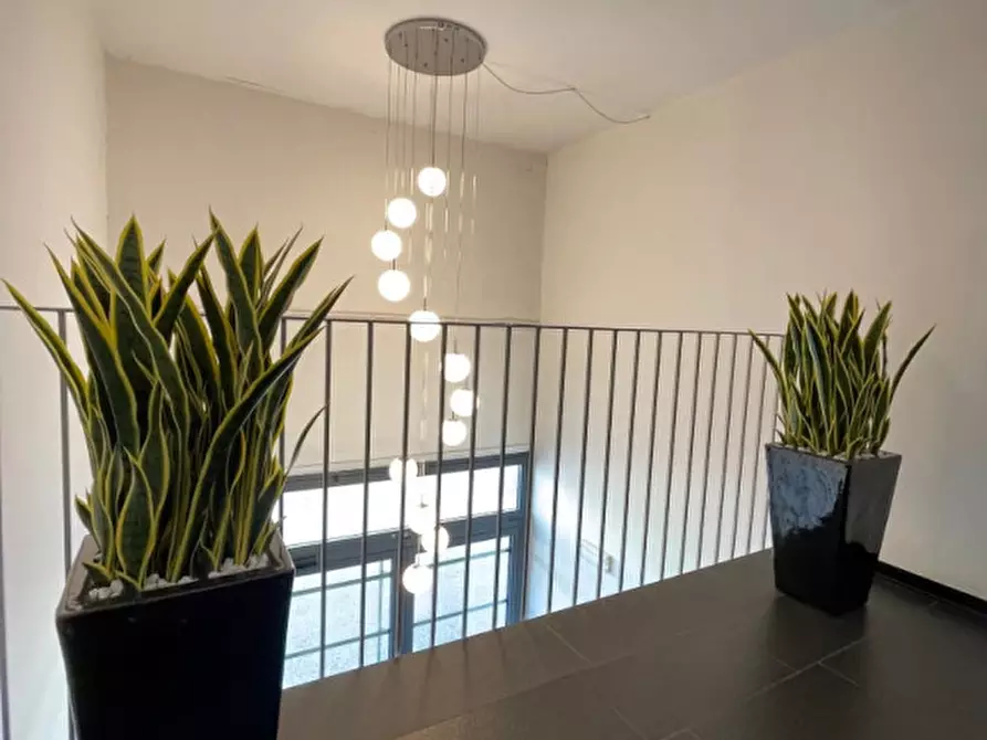 Immagine 11 di Capannone industriale in affitto  a Montebelluna