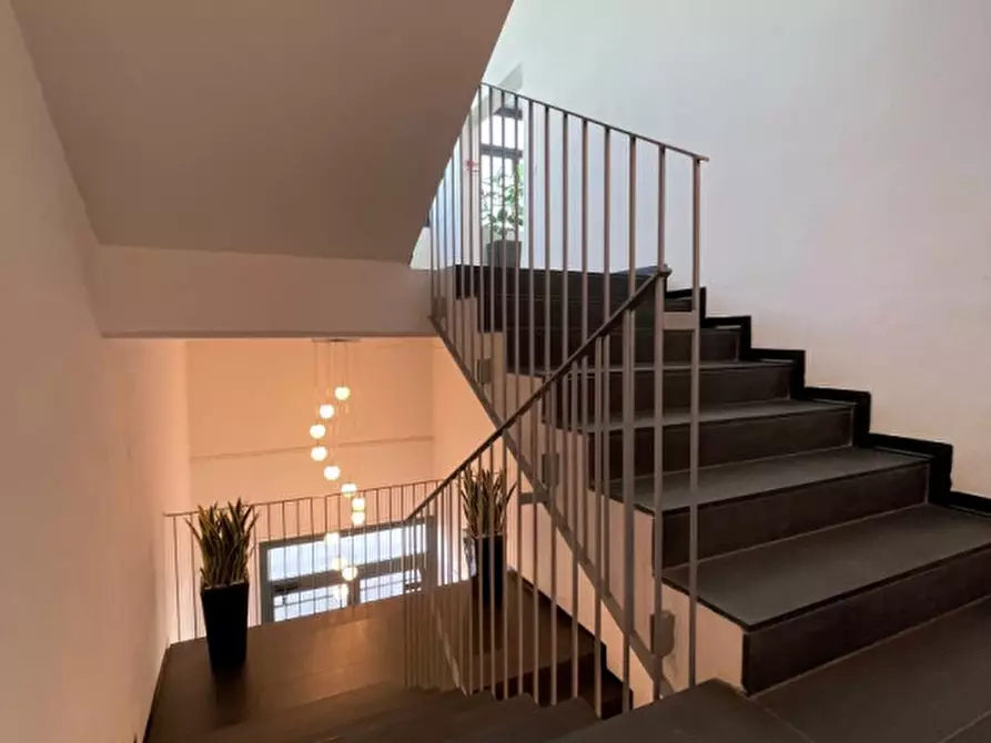 Immagine 12 di Capannone industriale in affitto  a Montebelluna