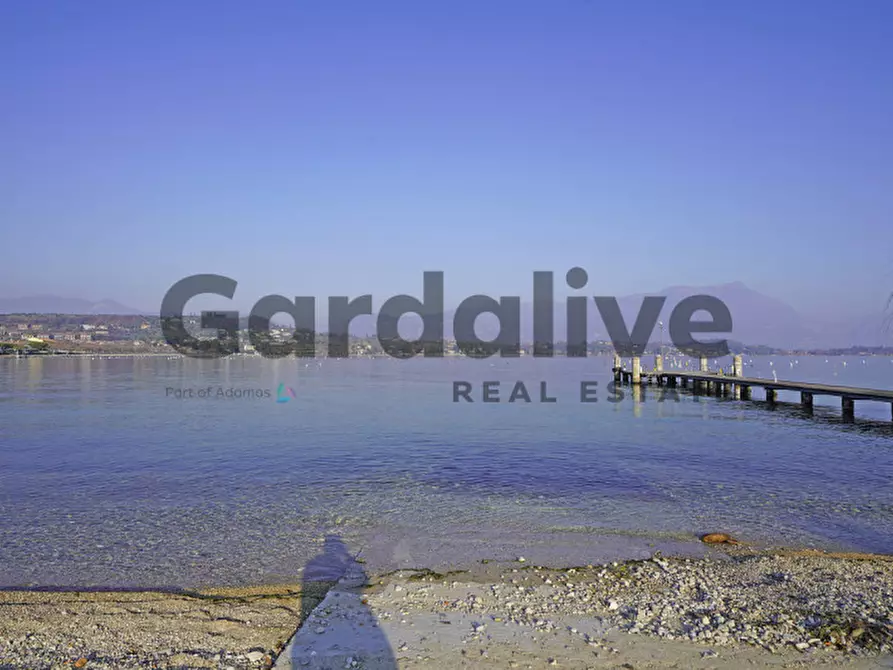 Immagine 26 di Appartamento in vendita  a Manerba Del Garda