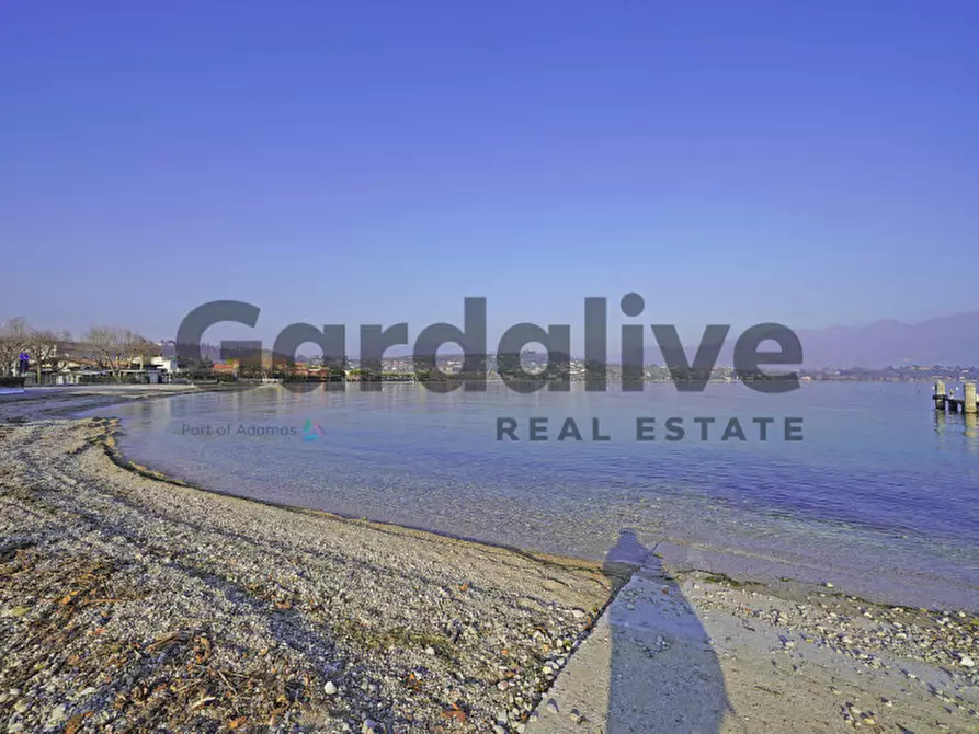 Immagine 27 di Appartamento in vendita  a Manerba Del Garda