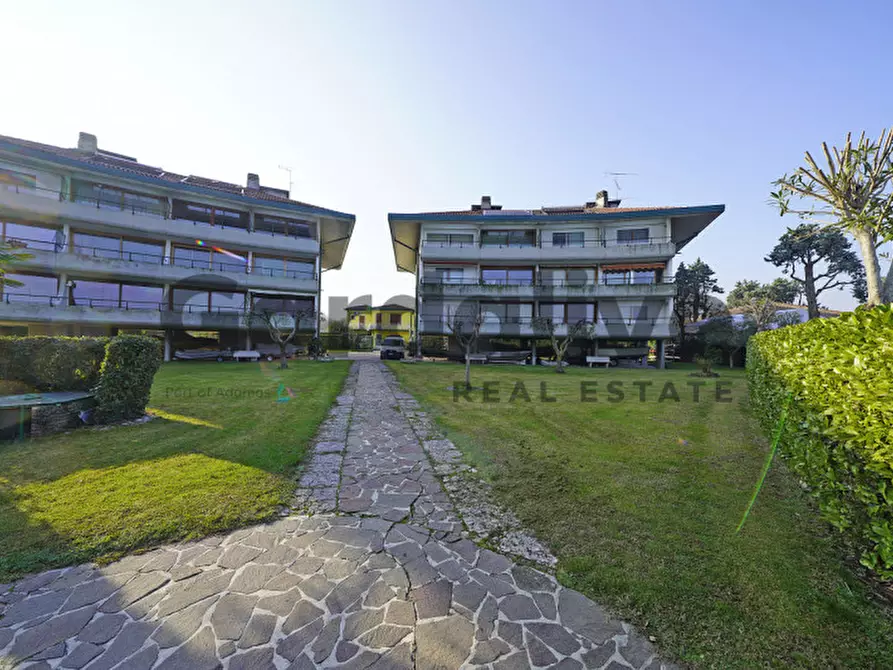 Immagine 28 di Appartamento in vendita  a Manerba Del Garda