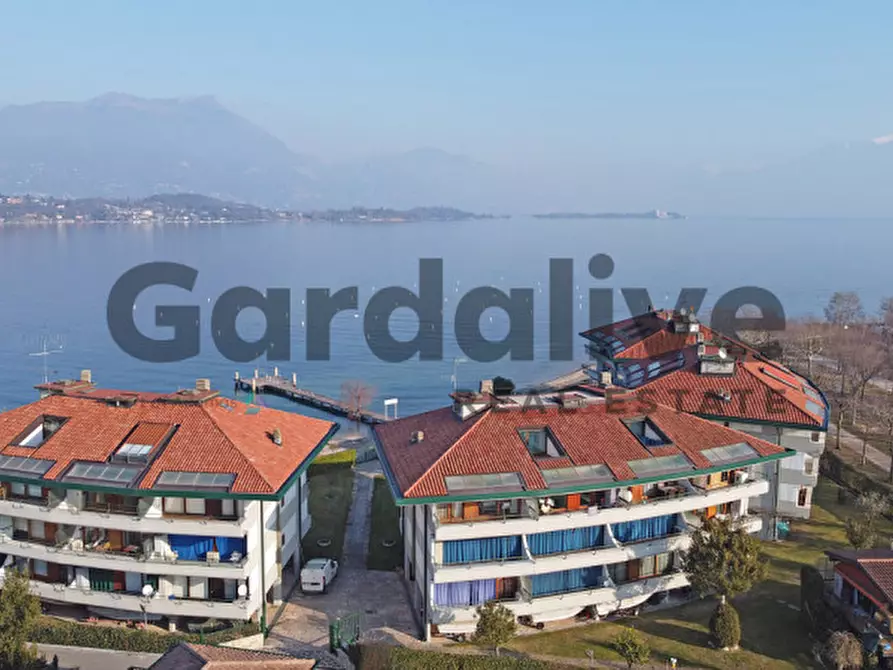 Immagine 33 di Appartamento in vendita  a Manerba Del Garda