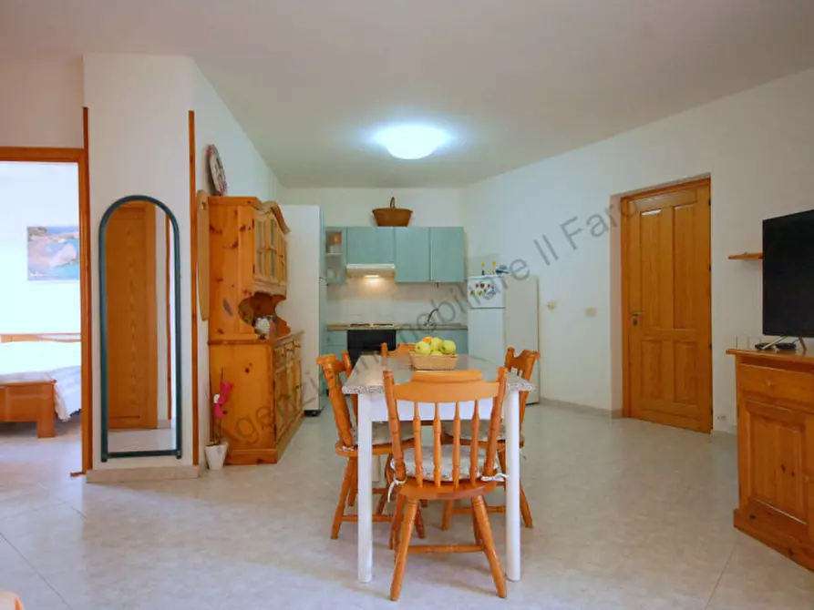 Immagine 1 di Appartamento in vendita  in Via Ammiraglio Spano a La Maddalena