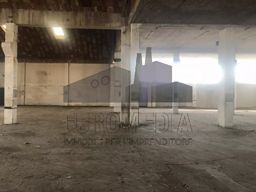 Immagine 7 di Capannone industriale in affitto  in Via Duomo, 1 a Montecchio Maggiore