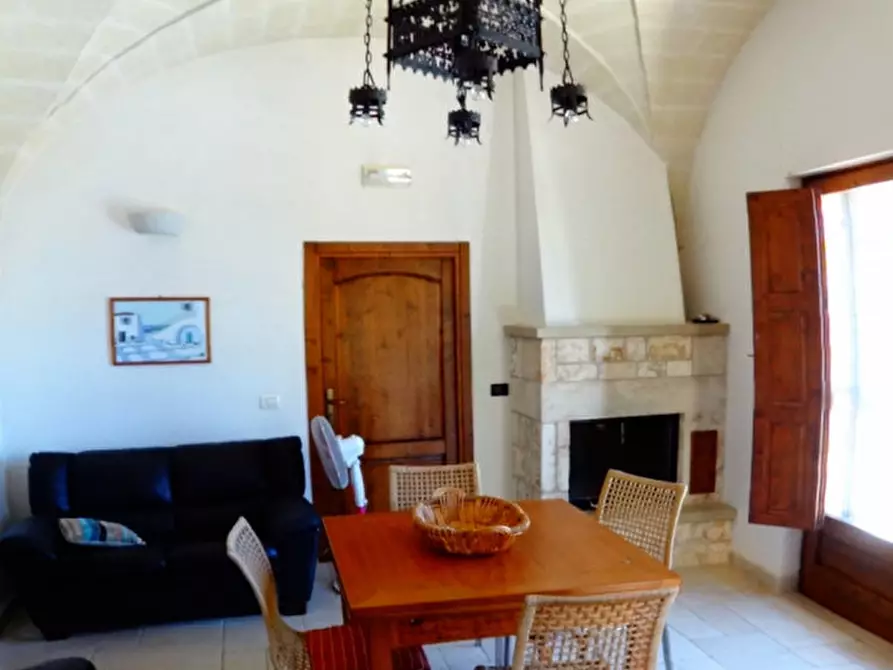 Immagine 41 di Rustico / casale in vendita  in EDEN a Fasano