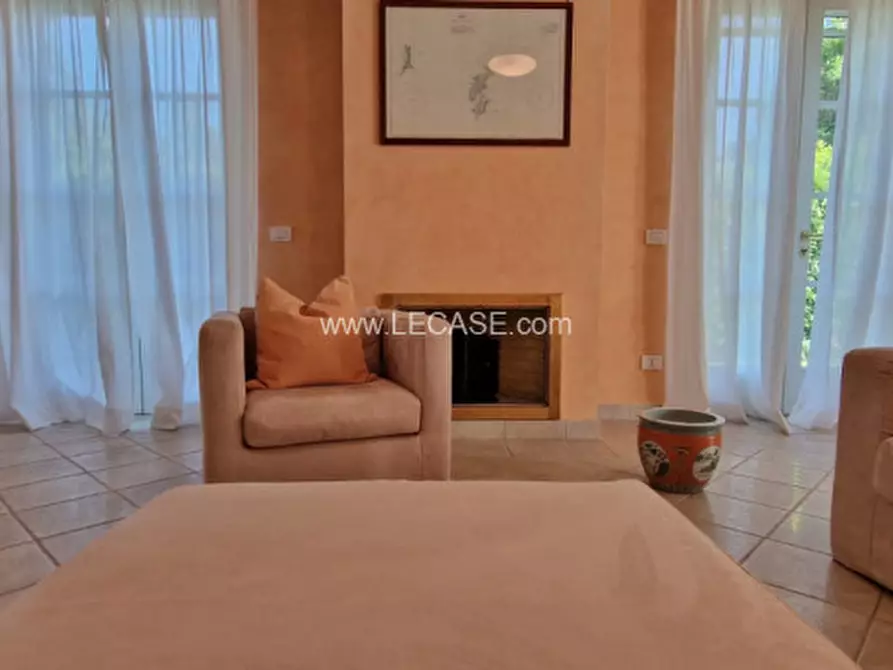 Immagine 15 di Villa in affitto  a Forte Dei Marmi