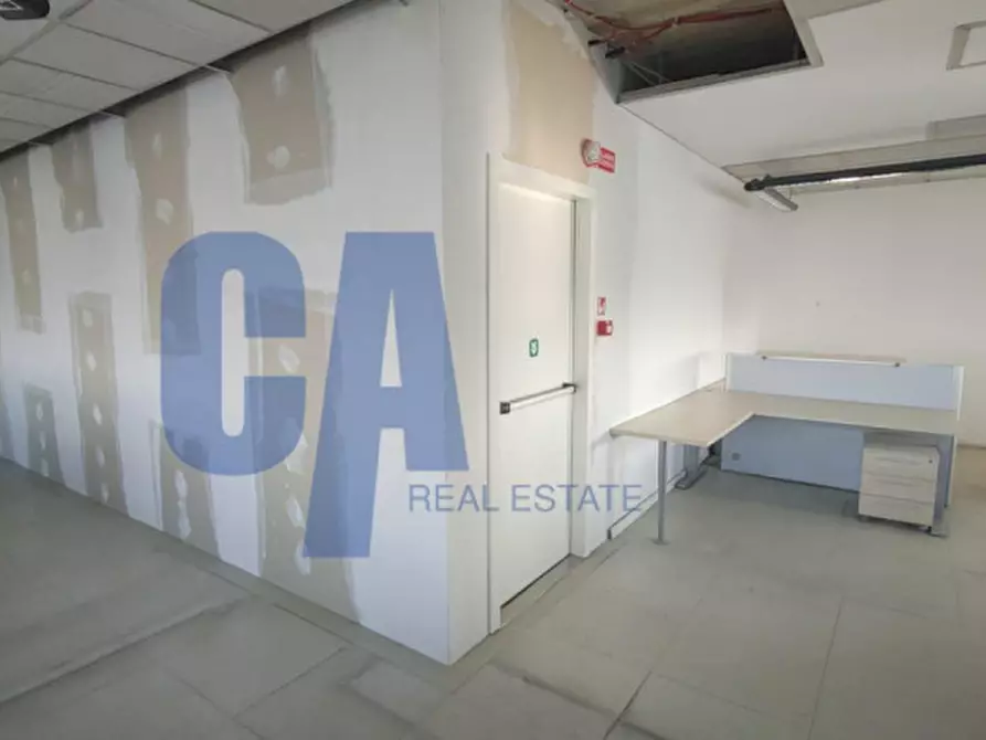 Immagine 11 di Ufficio in affitto  in VIA MILANO a San Donato Milanese