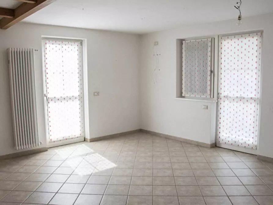 Immagine 3 di Appartamento in vendita  in S.Bernardo, n.48 a Rabbi