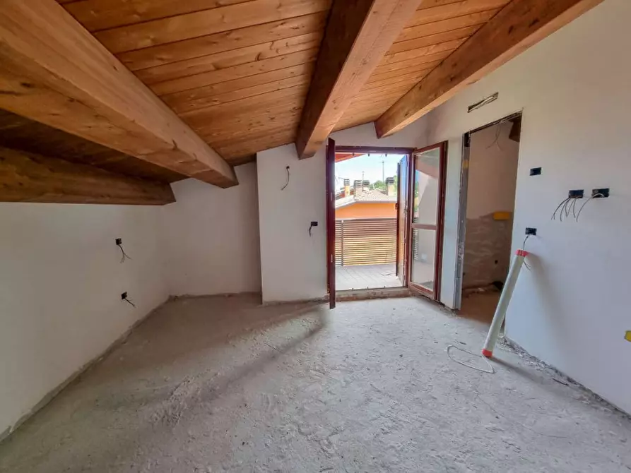 Immagine 11 di Appartamento in vendita  in via Martiri di via Fani a Piandimeleto