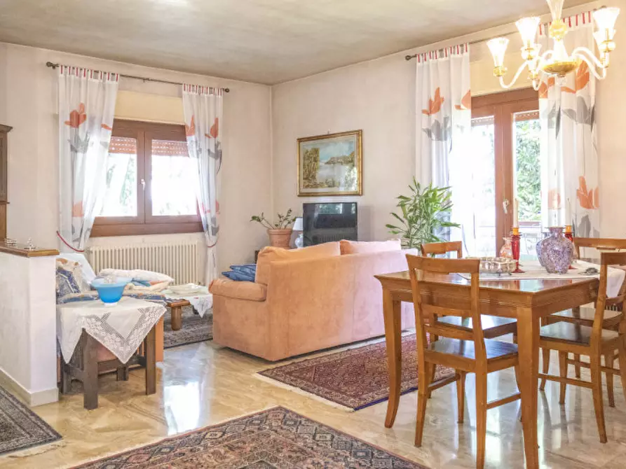 Immagine 6 di Casa bifamiliare in vendita  in VIA VISINONI a Venezia