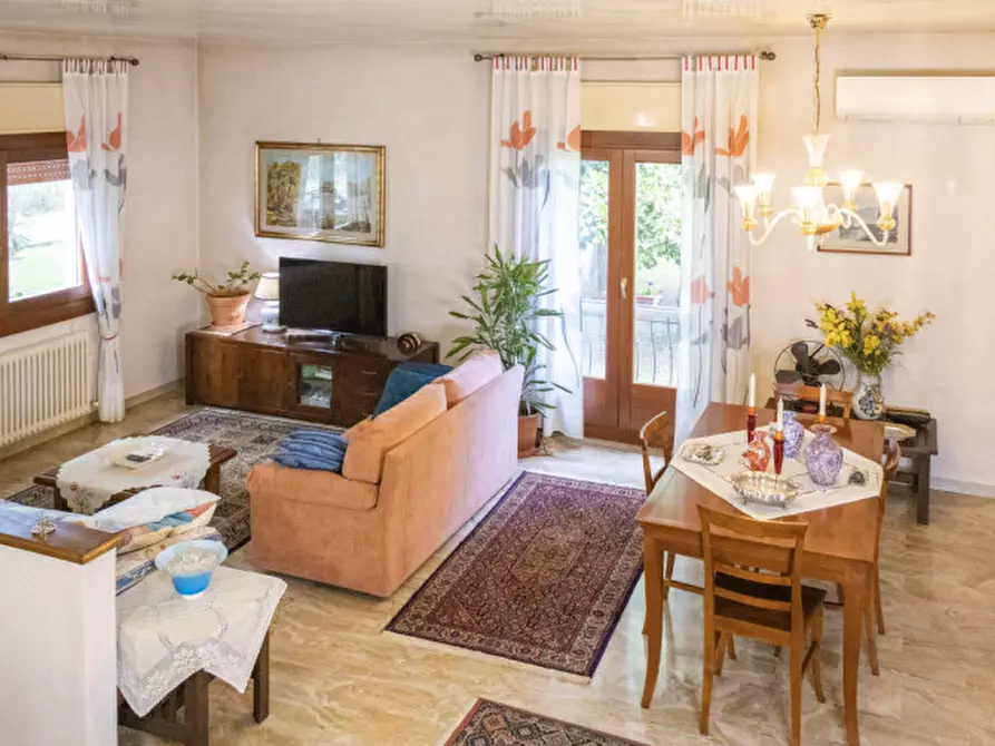 Immagine 21 di Casa bifamiliare in vendita  in VIA VISINONI a Venezia