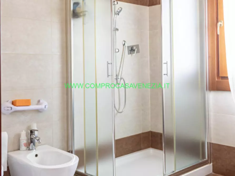 Immagine 29 di Casa bifamiliare in vendita  in VIA VISINONI a Venezia