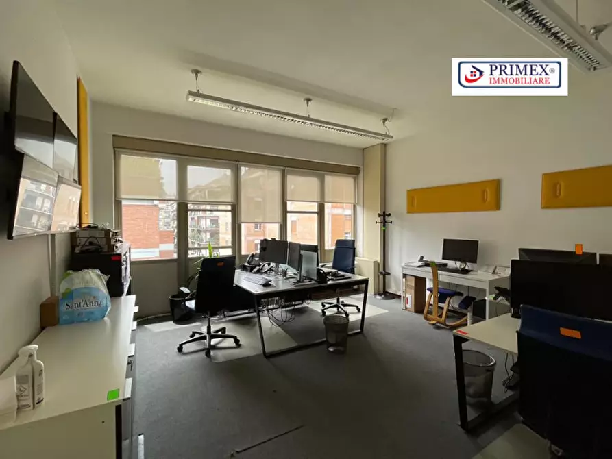 Immagine 4 di Ufficio in affitto  in VIA CORNELIO MAGNI a Roma