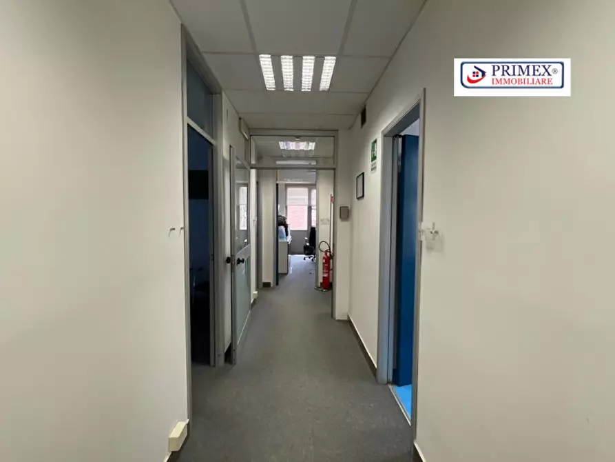 Immagine 10 di Ufficio in affitto  in VIA CORNELIO MAGNI a Roma