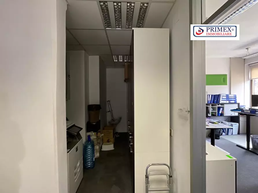 Immagine 17 di Ufficio in affitto  in VIA CORNELIO MAGNI a Roma