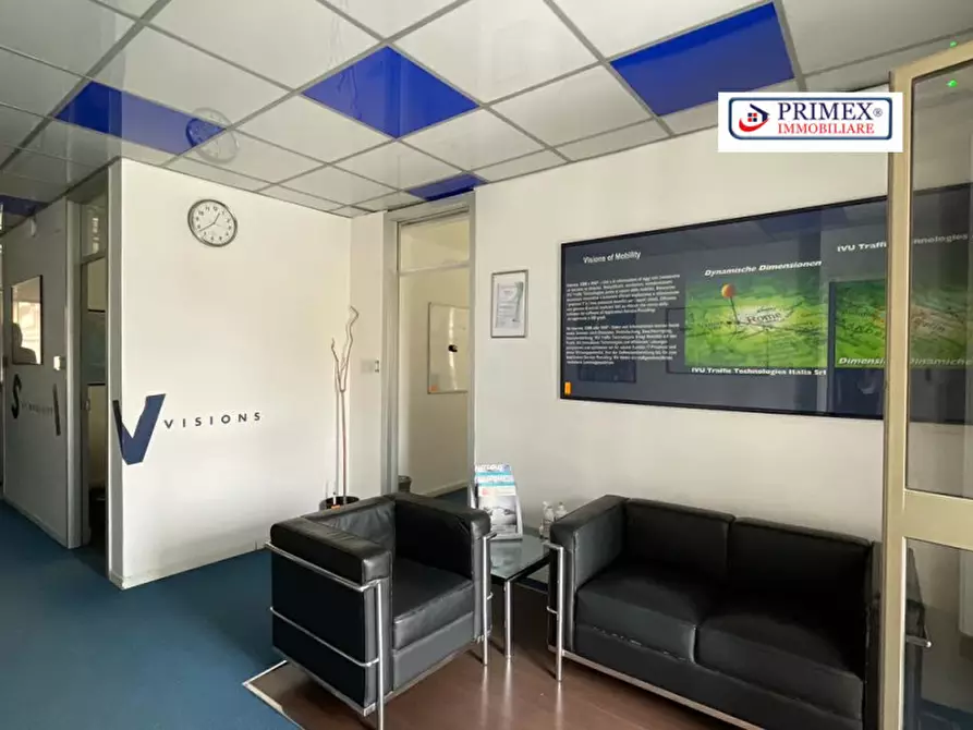 Immagine 5 di Ufficio in affitto  in VIA CORNELIO MAGNI a Roma