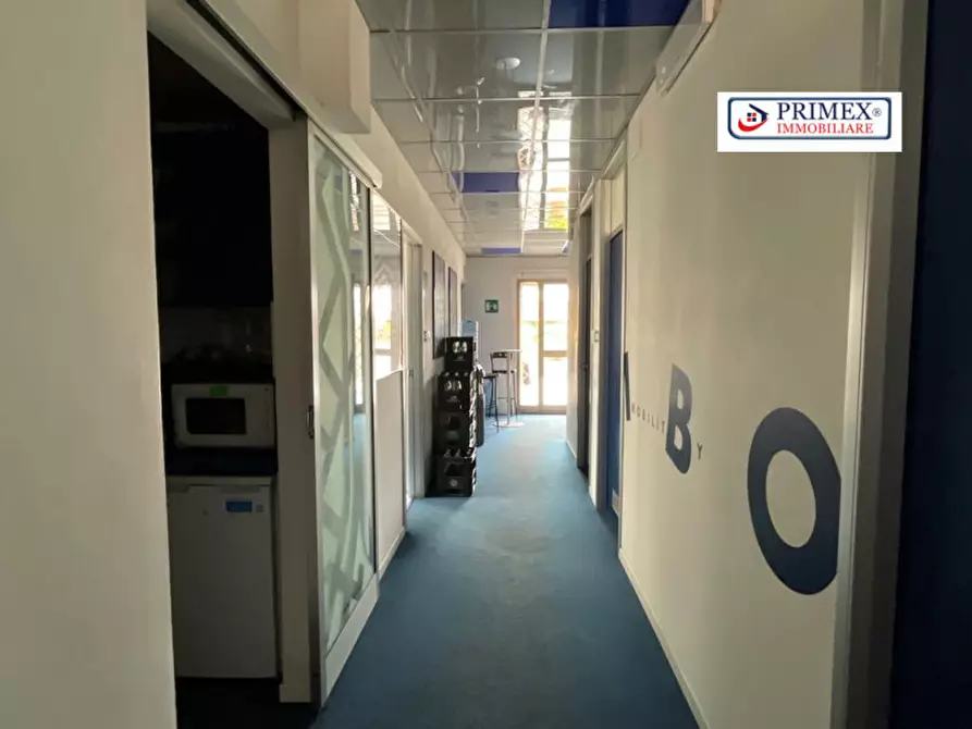 Immagine 9 di Ufficio in affitto  in VIA CORNELIO MAGNI a Roma