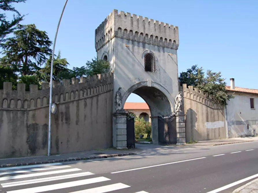 Immagine 3 di Terreno in vendita  in via villa a Loria