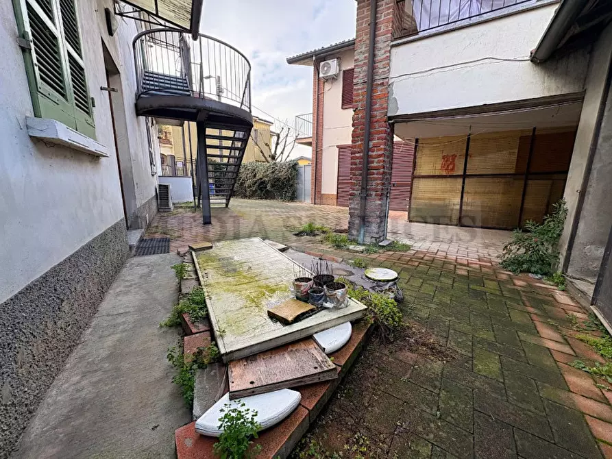 Immagine 10 di Casa indipendente in vendita  in vicolo Bachelet n° 2 a Mede