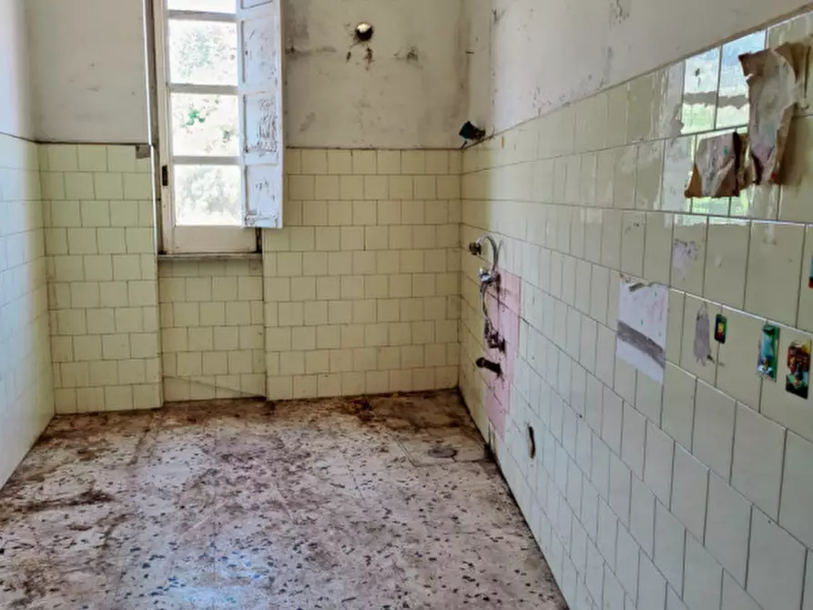 Immagine 7 di Appartamento in vendita  in Via S.Antonio a Eboli