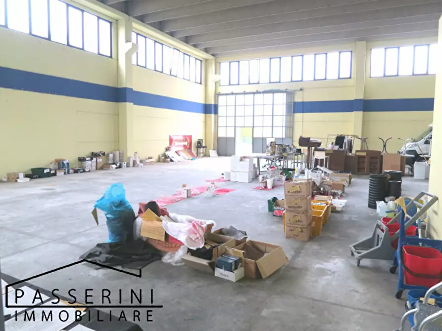 Immagine 2 di Capannone industriale in affitto  in VIA PARRI a Cesena