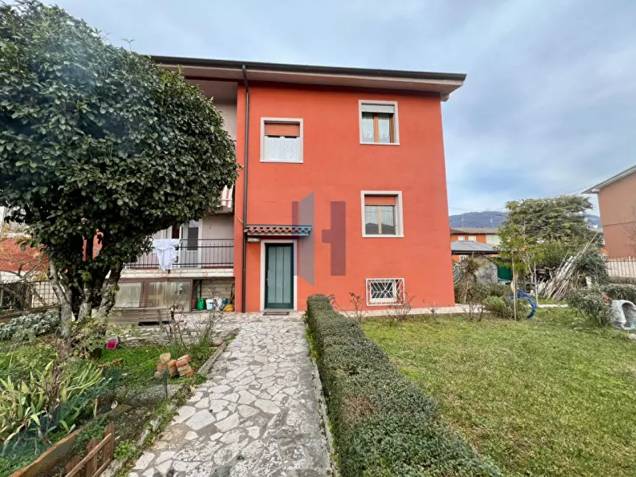 Immagine 34 di Appartamento in vendita  in via Revere 7 a Brescia