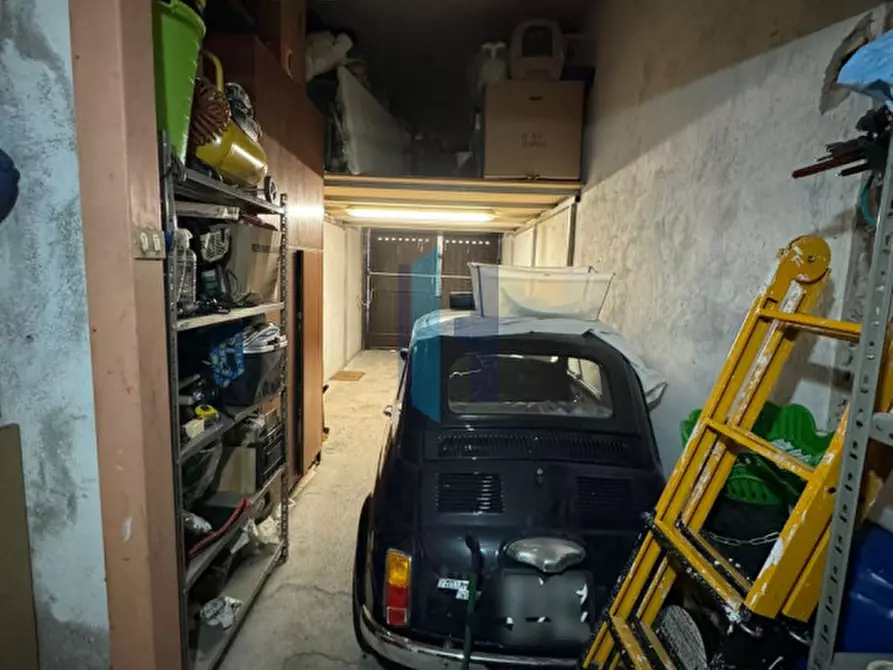 Immagine 38 di Appartamento in vendita  in Via Raffaello a Brescia